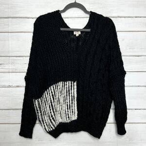 POL Black Chunky Knit Sweater Size Small Wool Blend Oversized Pullover